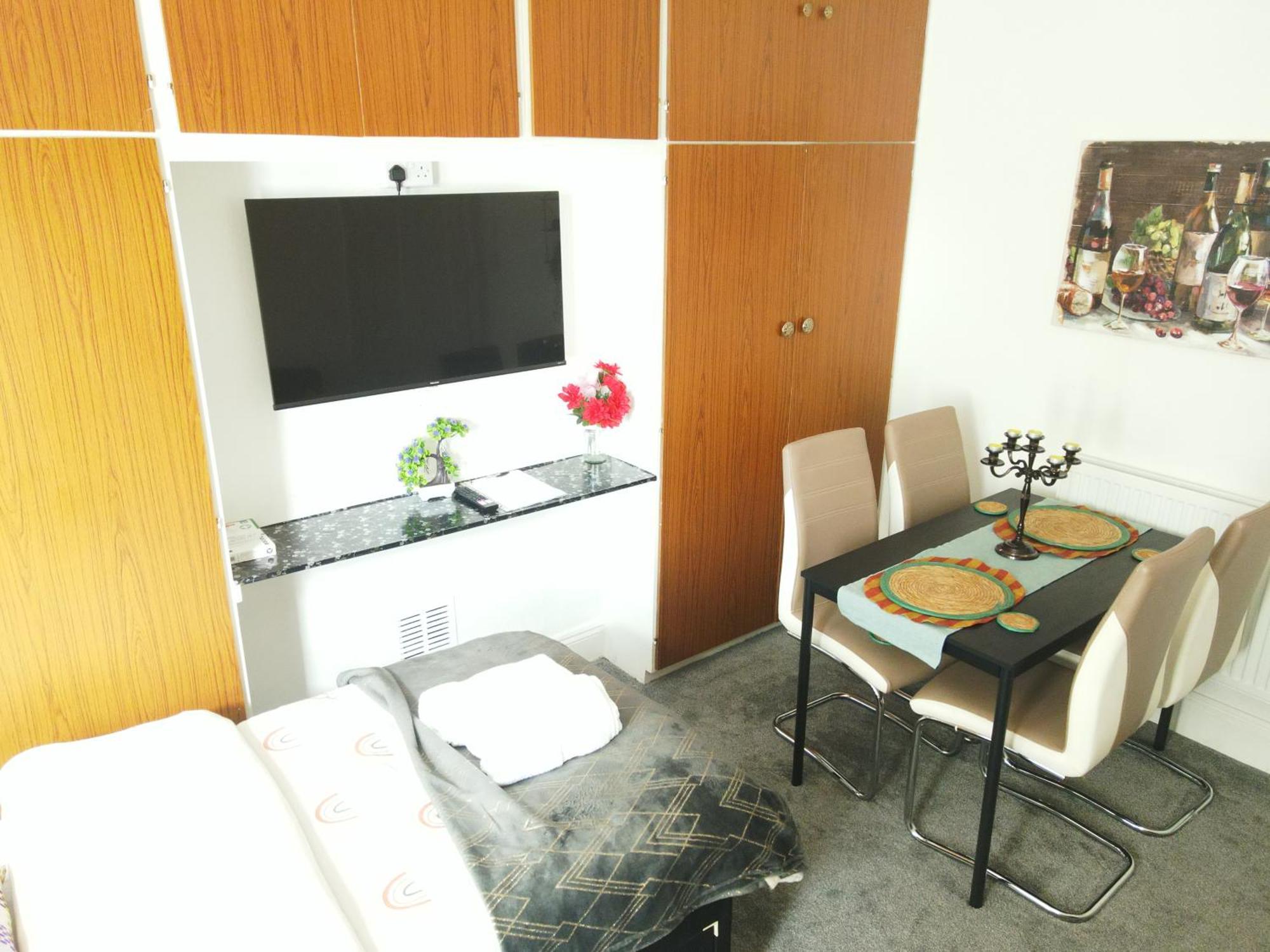 Service Accommodation 2 Bed Room Apartment In Newport South Wales Near Celtic Manor Icc Wales Luaran gambar